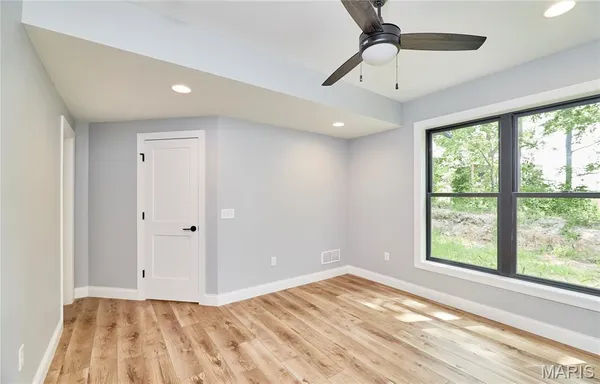 $1,389,000 | 170 Blue Sky Drive, Defiance, MO 63341