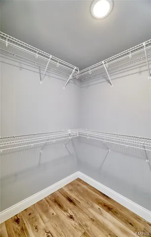 $1,389,000 | 170 Blue Sky Drive, Defiance, MO 63341