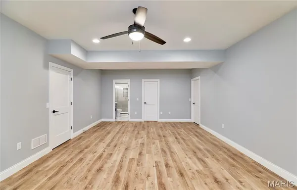 $1,389,000 | 170 Blue Sky Drive, Defiance, MO 63341