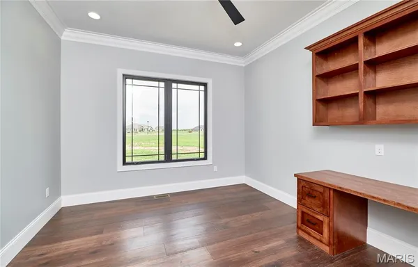 $1,389,000 | 170 Blue Sky Drive, Defiance, MO 63341