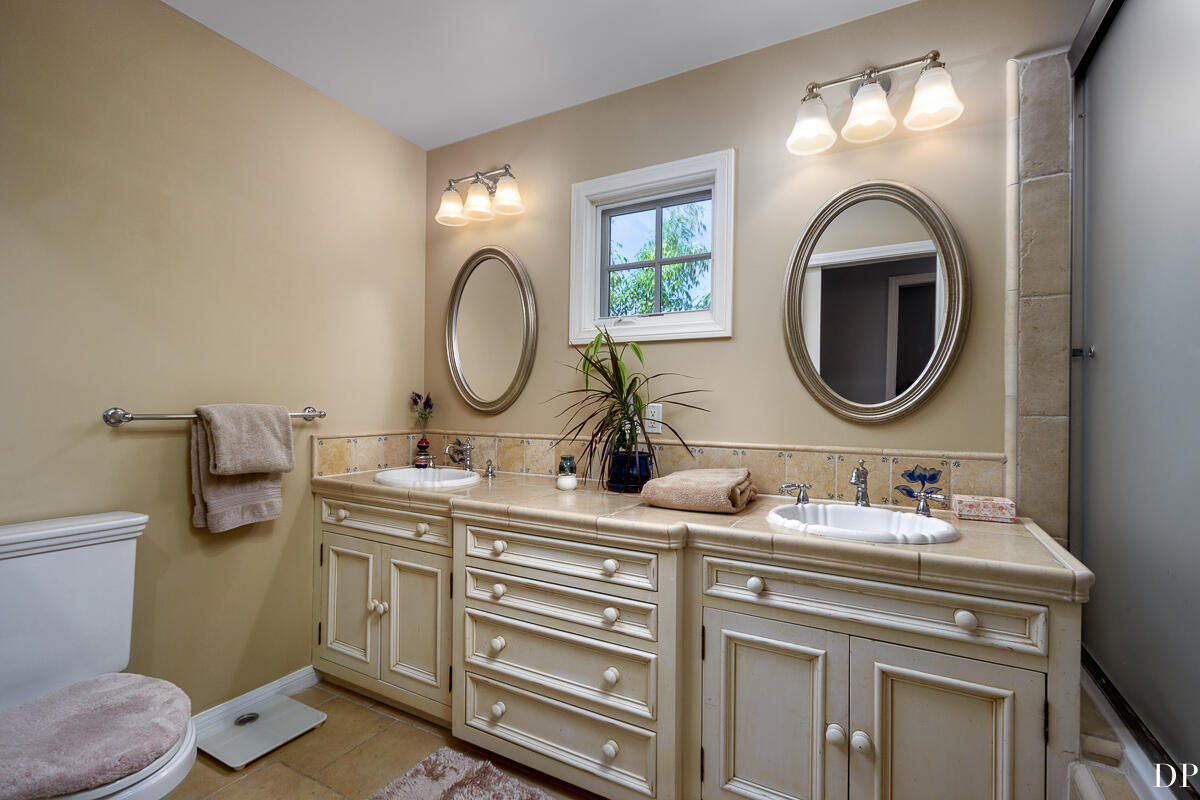 3971 Foothill Road Santa Barbara, CA 93110 - Photo 19 of 32 PrimaryBathRoom