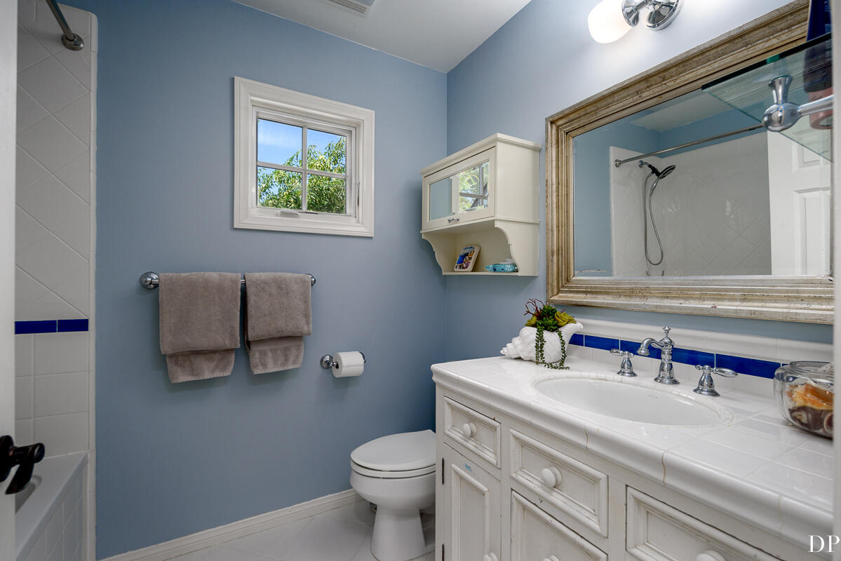 3971 Foothill Road Santa Barbara, CA 93110 - Photo 22 of 32 BathRoom
