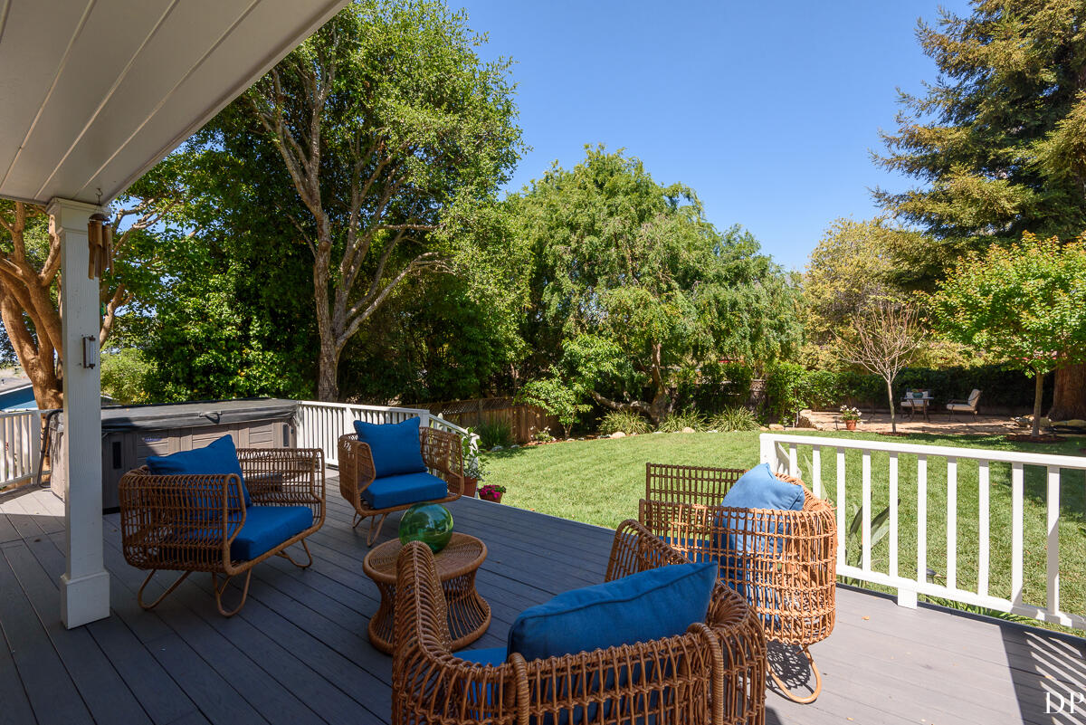 3971 Foothill Road Santa Barbara, CA 93110 - Photo 27 of 32 Porch2