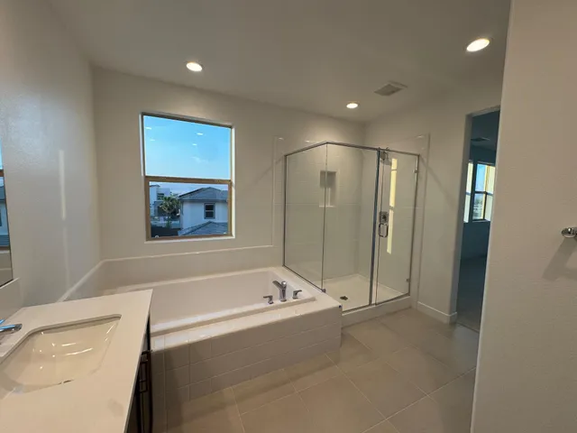 $4,000 | 74240 Becker Street, Palm Desert, CA 92211