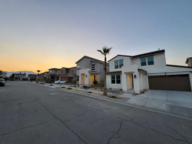 $4,000 | 74240 Becker Street, Palm Desert, CA 92211