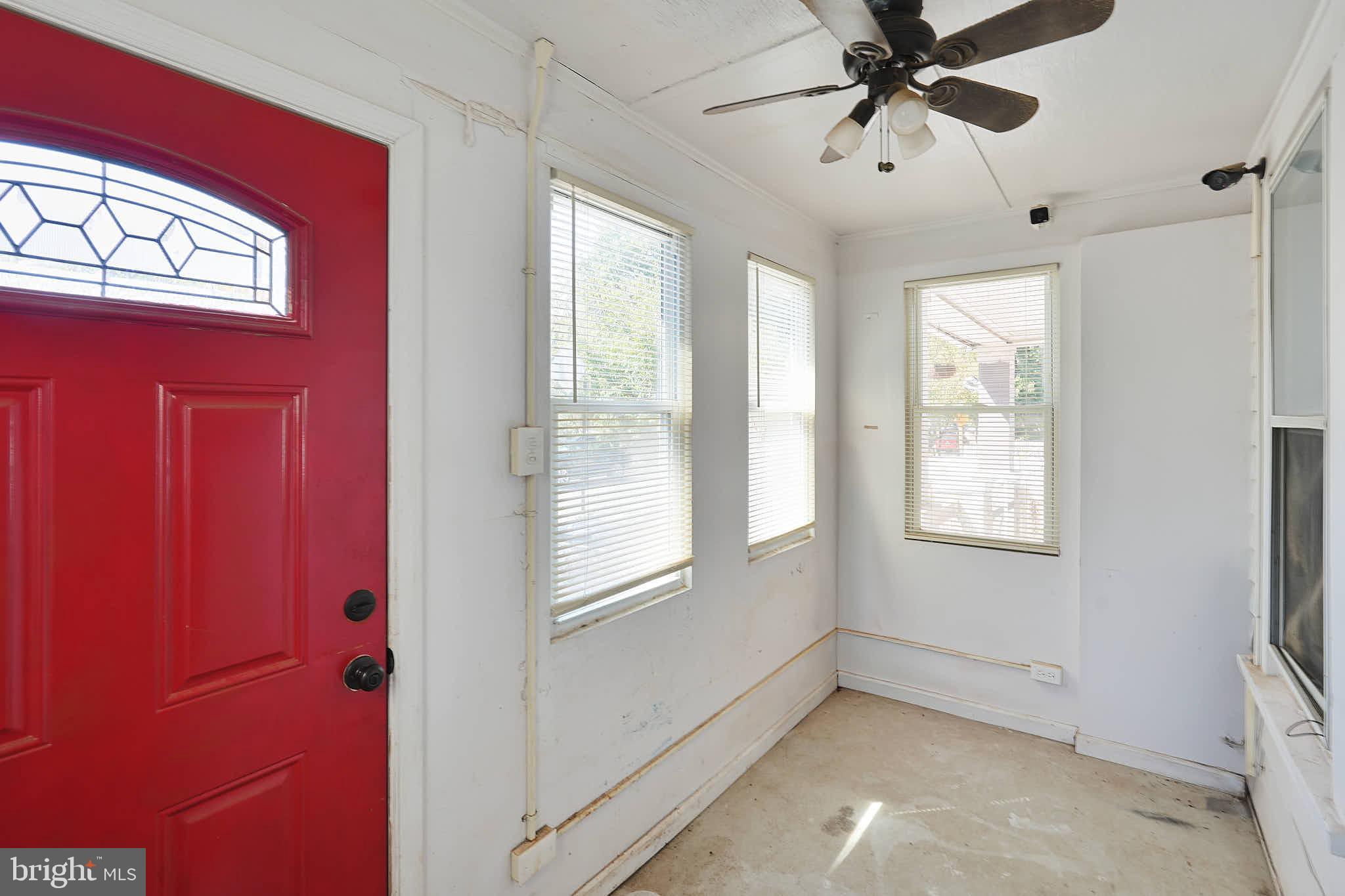 322 Raleigh Street Southeast Washington, DC 20032 - Photo 6 of 28 Gallery Image 6