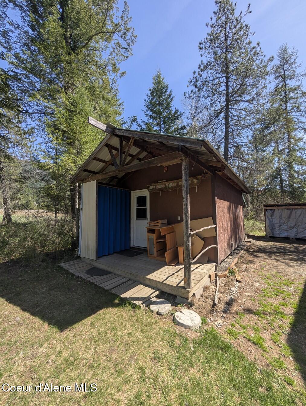 5574 Moyie River Road Bonners Ferry, ID 83805 - Photo 47 of 66 She shed