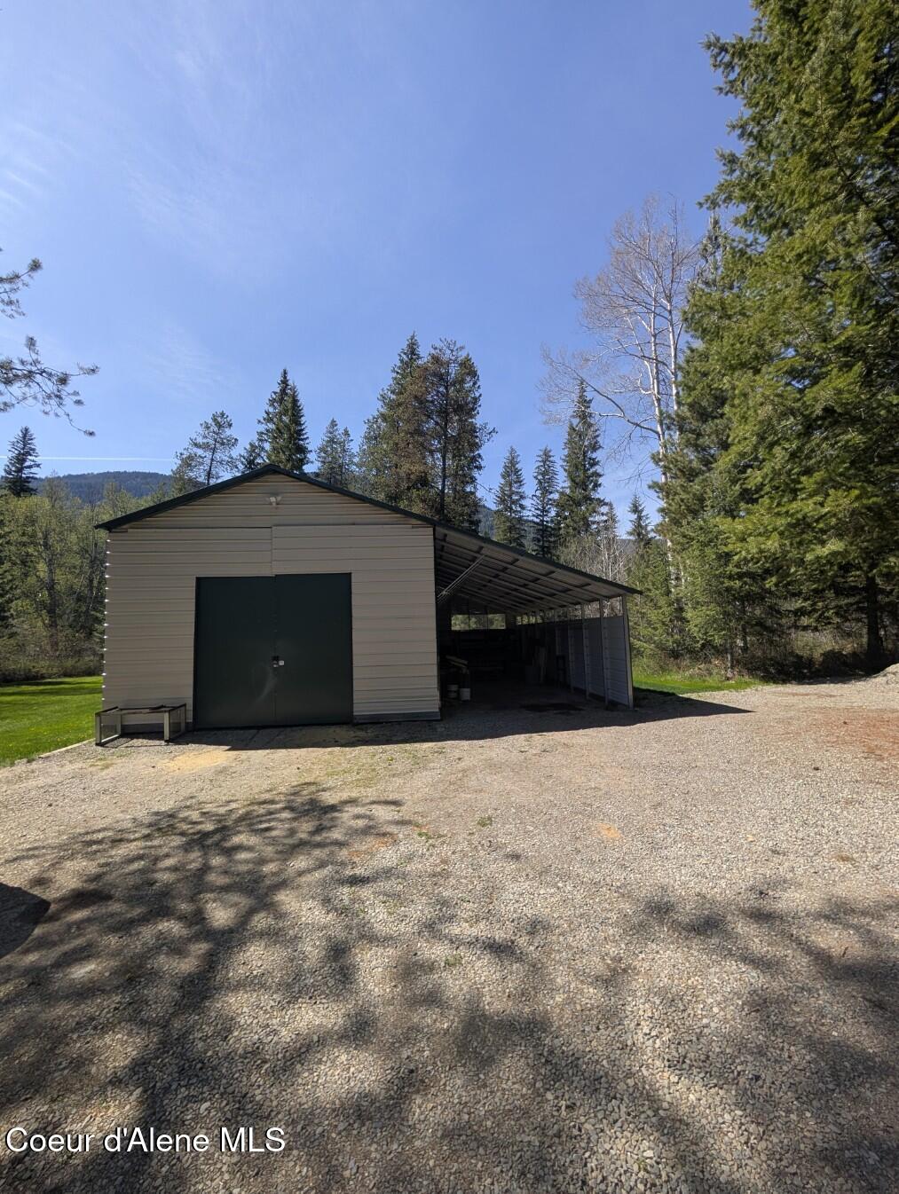 5574 Moyie River Road Bonners Ferry, ID 83805 - Photo 52 of 66 Great shop!