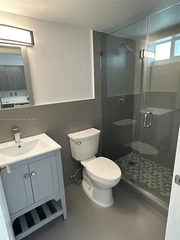 $2,450 | 1666 West Avenue, Unit 512, Miami Beach, FL 33139