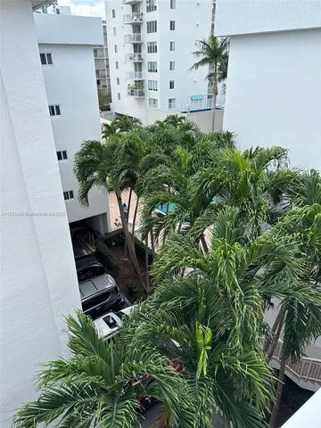 $2,450 | 1666 West Avenue, Unit 512, Miami Beach, FL 33139
