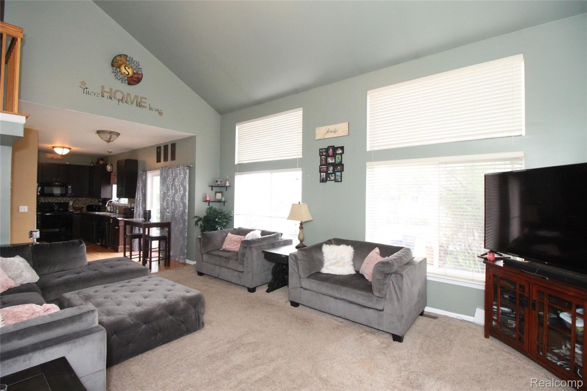 51958 Rivard Road New Baltimore, MI 48047 - Photo 20 of 51 IMG_6803.JPG