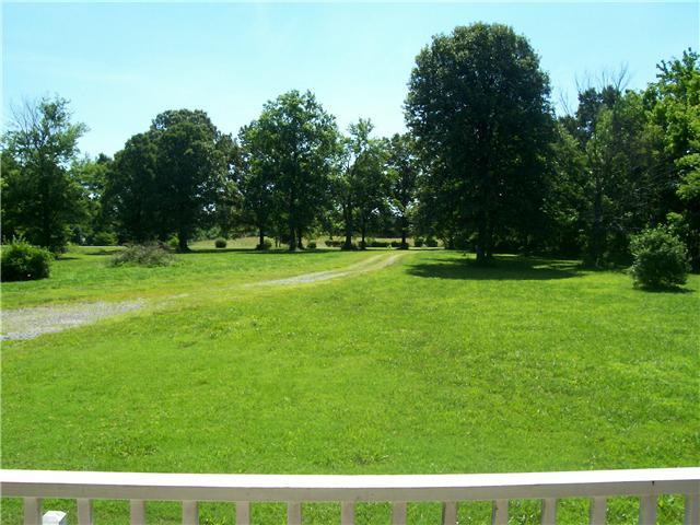 1198 Smith Thompson Road Bethpage, TN 37022 - Photo 3 of 20 a view of an outdoor space and yard