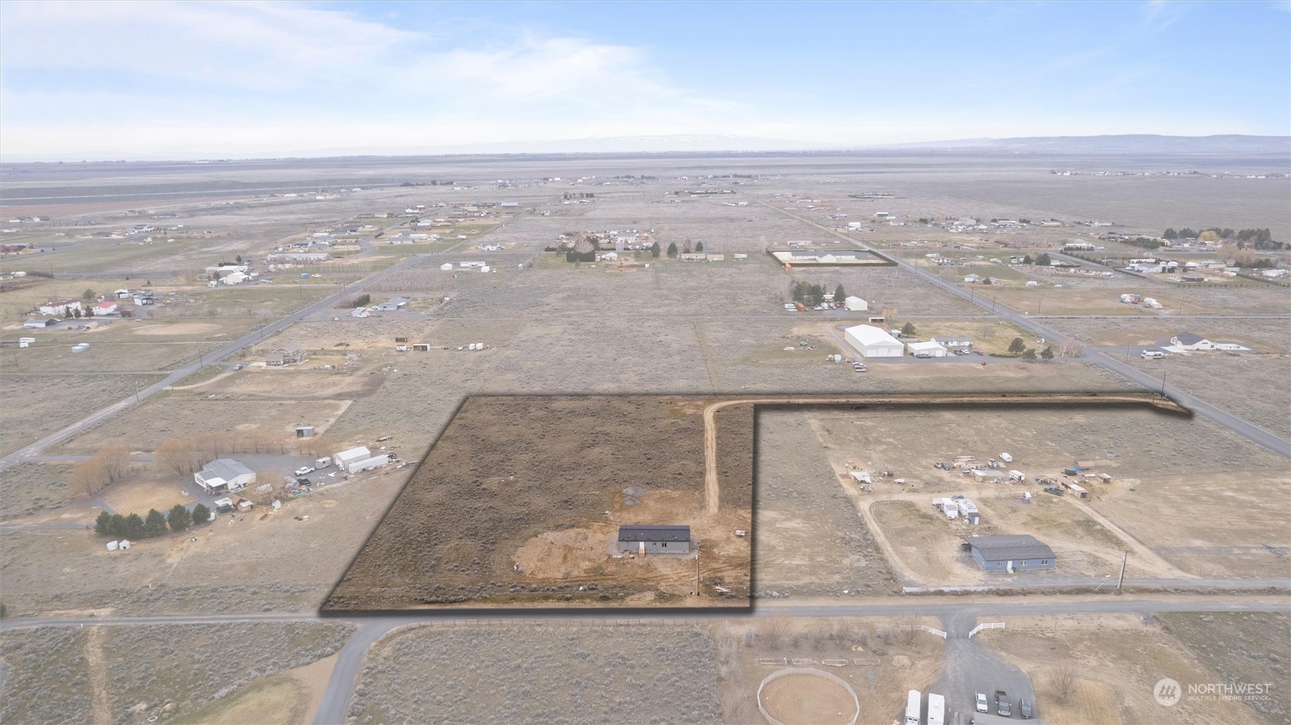 4811 Northeast 7.8 Road Moses Lake, WA 98837 - Photo 1 of 40 Gallery Image 1