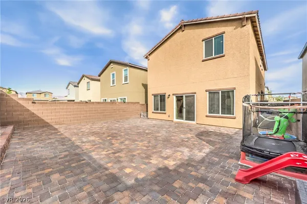 $488,888 | 7743 Moore Crk Lane, North Las Vegas, NV 89084