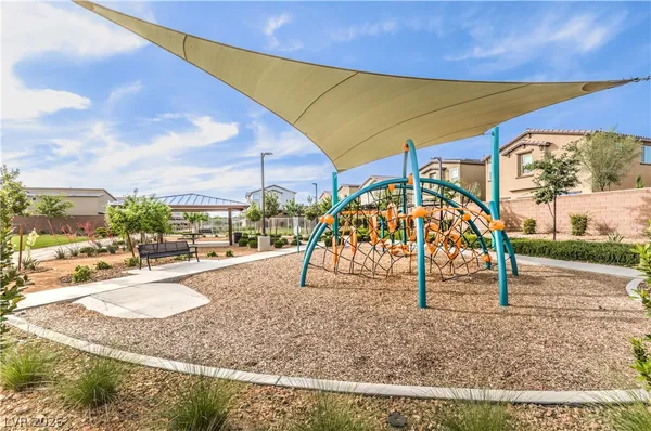 $488,888 | 7743 Moore Crk Lane, North Las Vegas, NV 89084