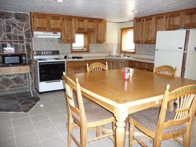 3575-77 Columbus Lake Road Eagle River, WI 54521 - Photo 4 of 20 Gallery Image 4