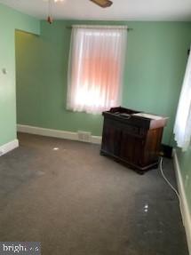 2882 Tuckahoe Road Camden, NJ 08104 - Photo 4 of 13 Livingroom
