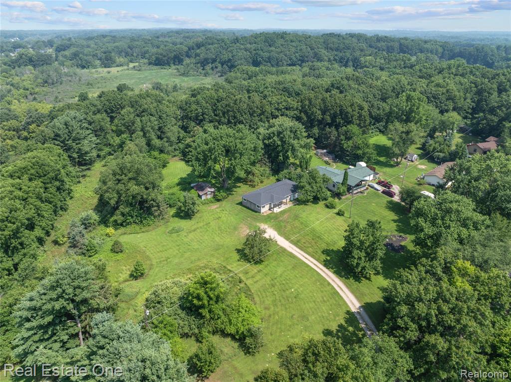 271 Rush Lake Road Pinckney, MI 48169 - Photo 23 of 24