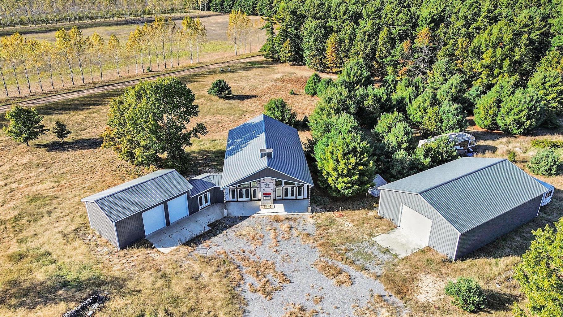 7570 West Warren Road Shelby, MI 49455 - Photo 3 of 3 20251016140451401661000000-o