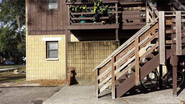 $900 | 701 Southwest 67th Terrace, Unit D, Gainesville, FL 32607