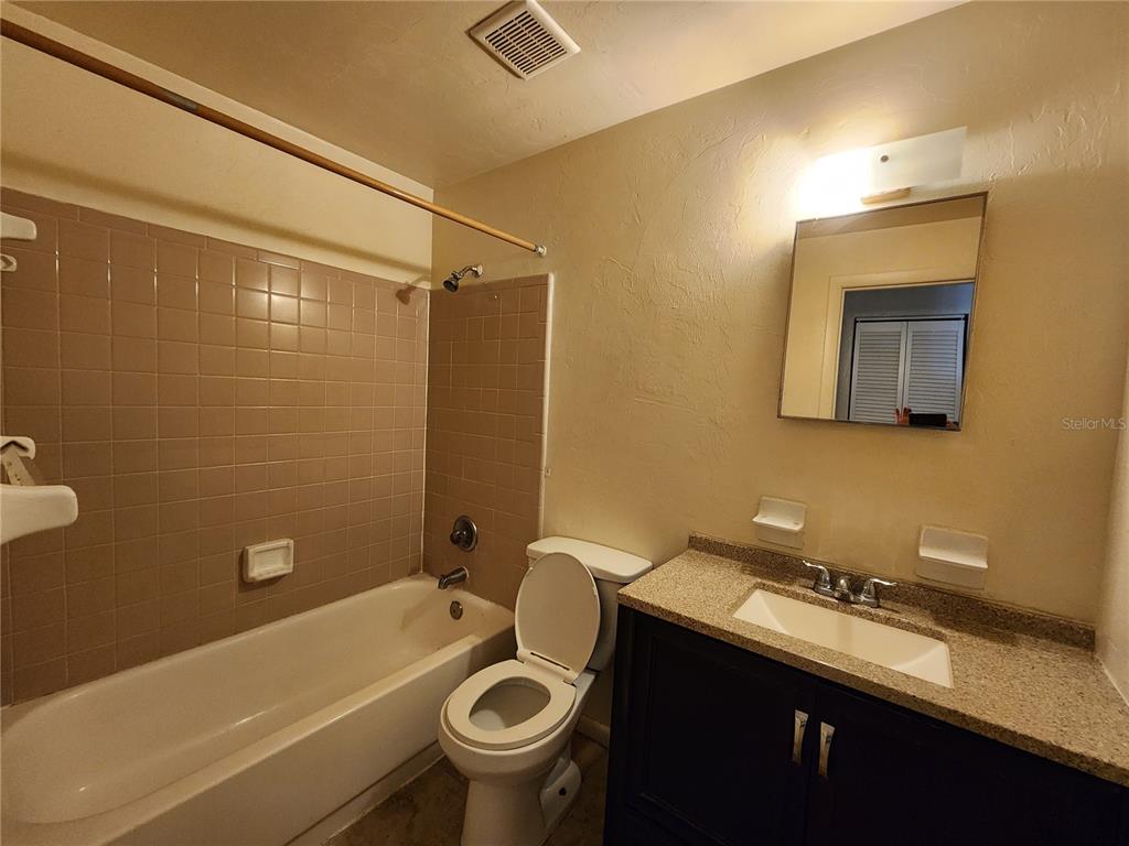 701 Southwest 67th Terrace, Unit D Gainesville, FL 32607 - Photo 6 of 15