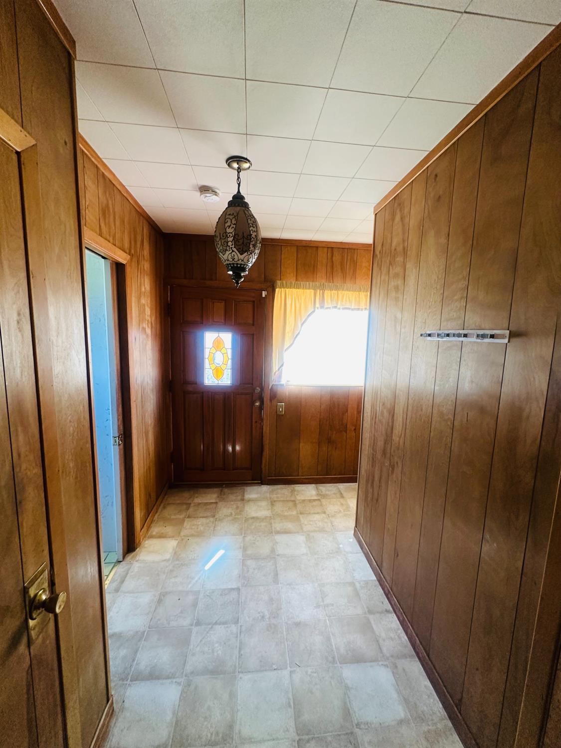 1556 E Street Hayward, CA 94541 - Photo 12 of 65