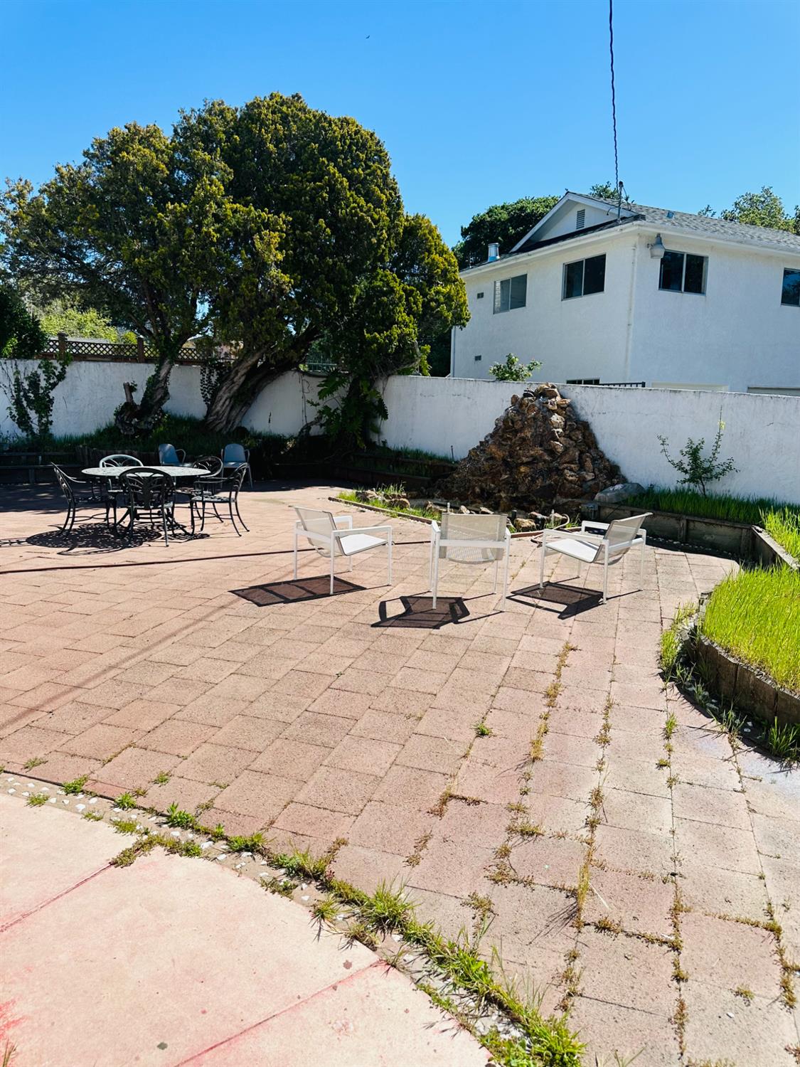 1556 E Street Hayward, CA 94541 - Photo 30 of 65 a view of a backyard