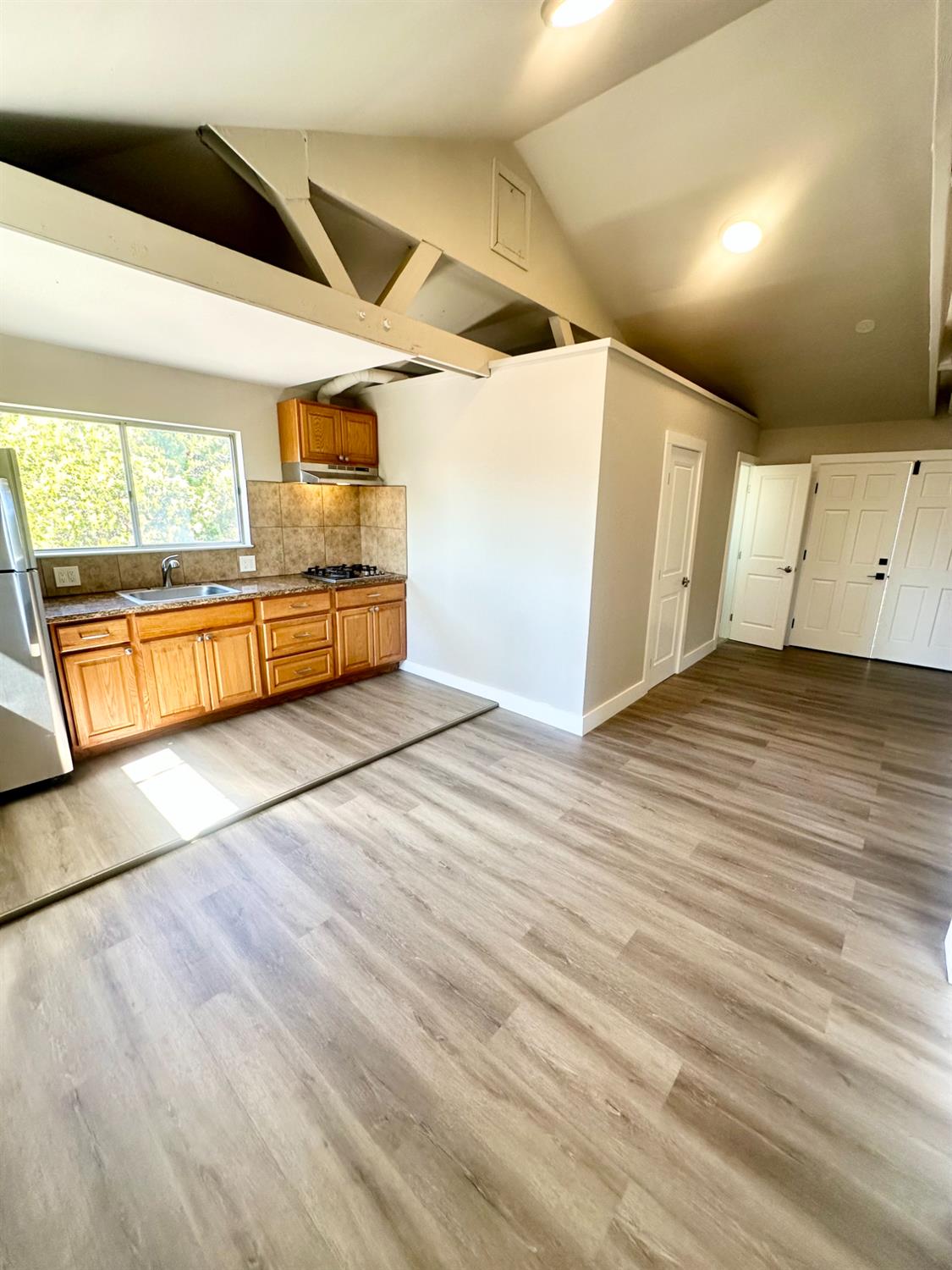 1556 E Street Hayward, CA 94541 - Photo 41 of 65