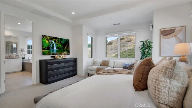 $2,888,000 | 343 Paradiso, Irvine, CA 92602