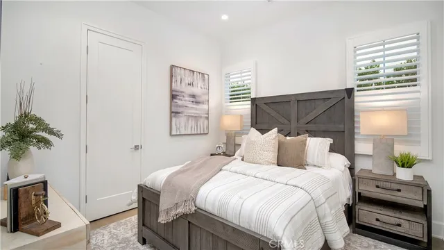 $2,888,000 | 343 Paradiso, Irvine, CA 92602