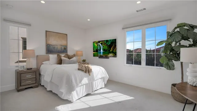 $2,888,000 | 343 Paradiso, Irvine, CA 92602