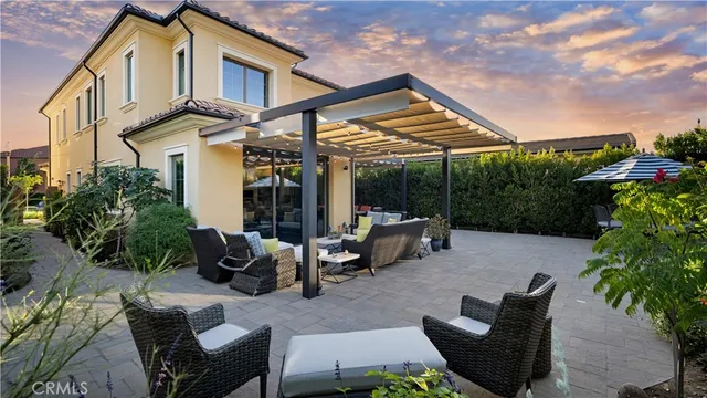 $2,888,000 | 343 Paradiso, Irvine, CA 92602