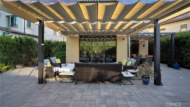 $2,888,000 | 343 Paradiso, Irvine, CA 92602