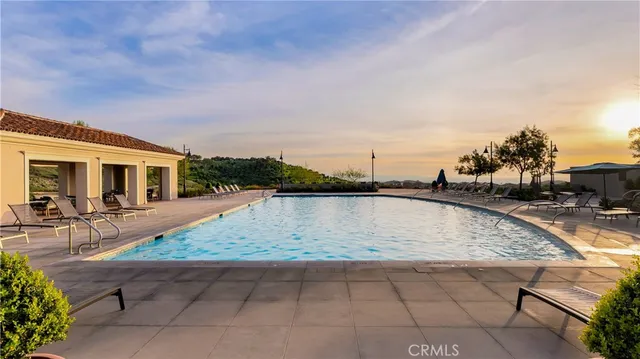 $2,888,000 | 343 Paradiso, Irvine, CA 92602