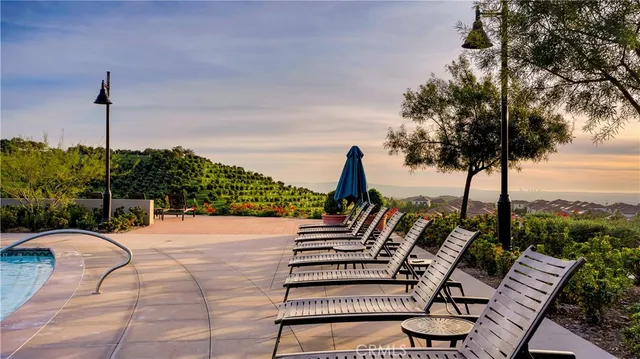 $2,888,000 | 343 Paradiso, Irvine, CA 92602