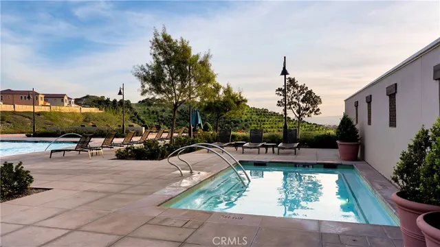 $2,888,000 | 343 Paradiso, Irvine, CA 92602