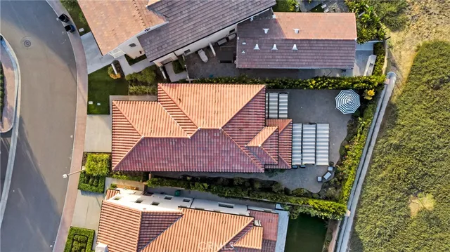 $2,850,000 | 343 Paradiso, Irvine, CA 92602