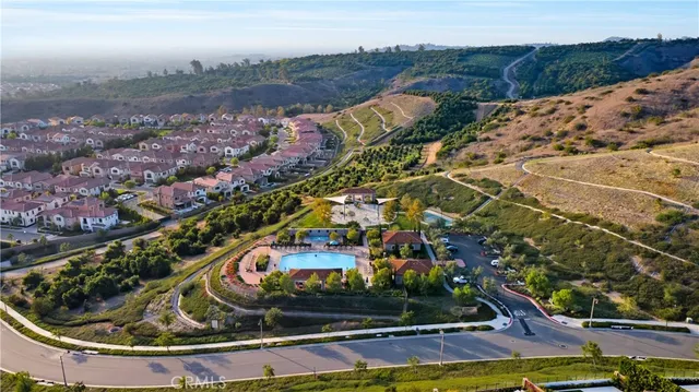 $2,850,000 | 343 Paradiso, Irvine, CA 92602