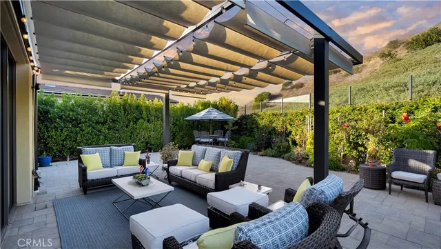 $2,888,000 | 343 Paradiso, Irvine, CA 92602