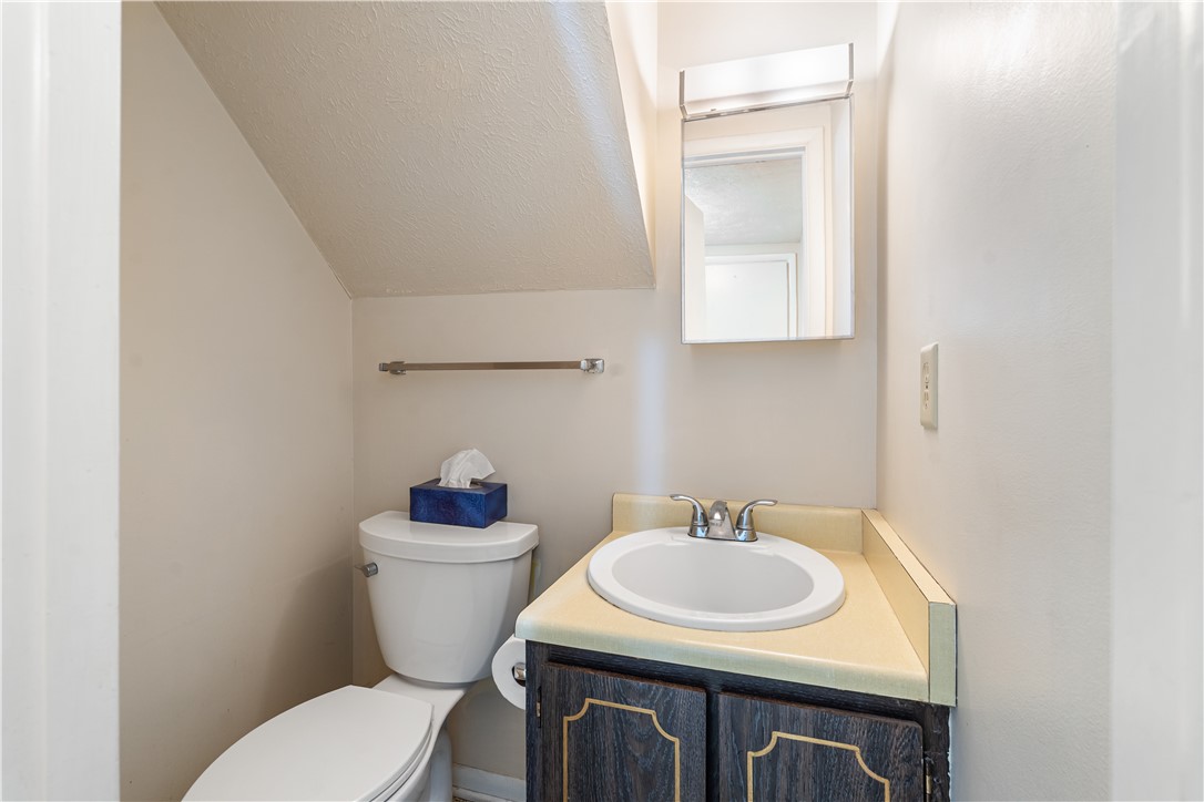 10 Greenway Boulevard Riga, NY 14428 - Photo 33 of 35 Half Bath