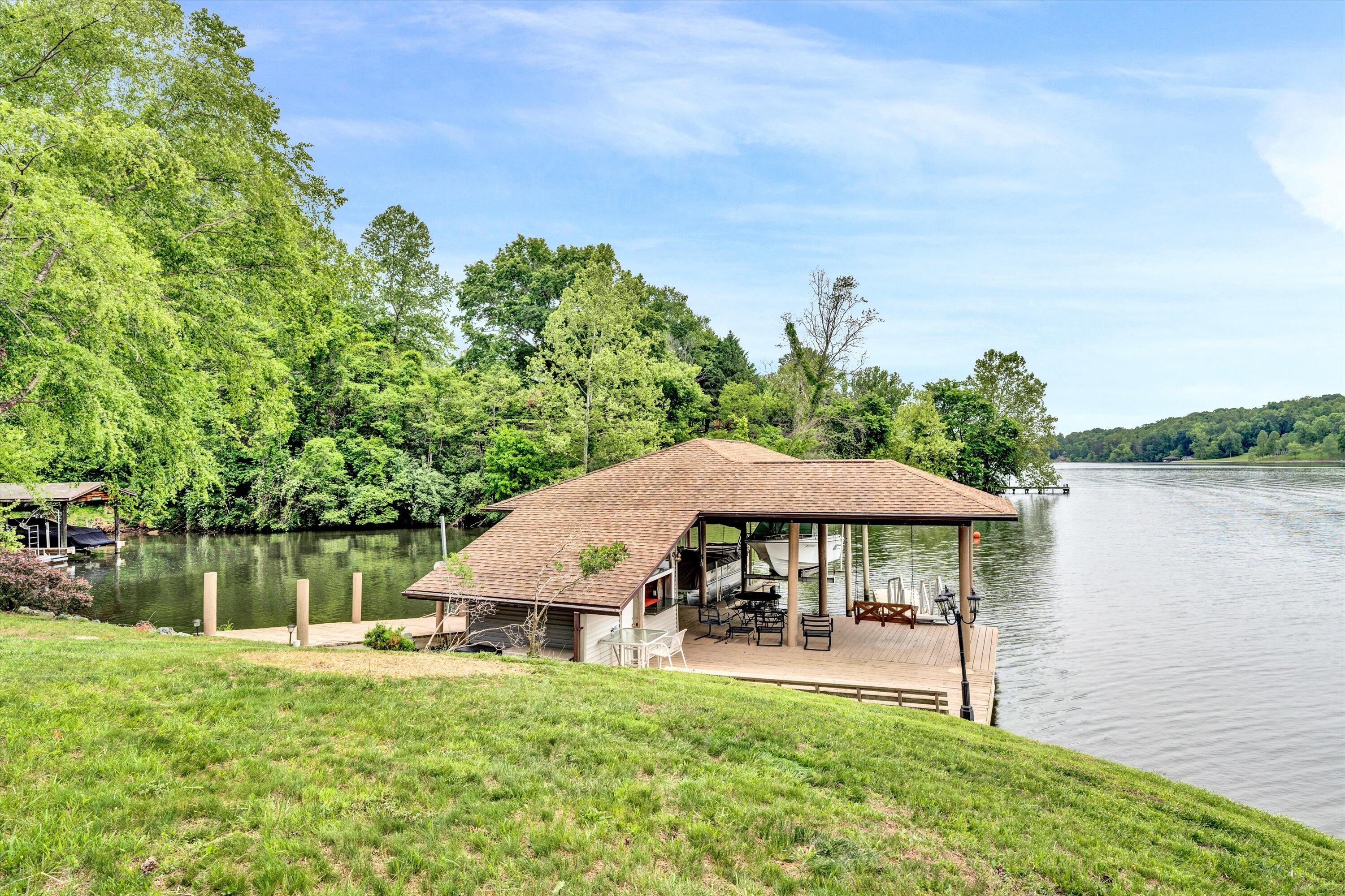 1060 Carters Island Road Goodview, VA 24095 - Photo 54 of 66 52-050820240129