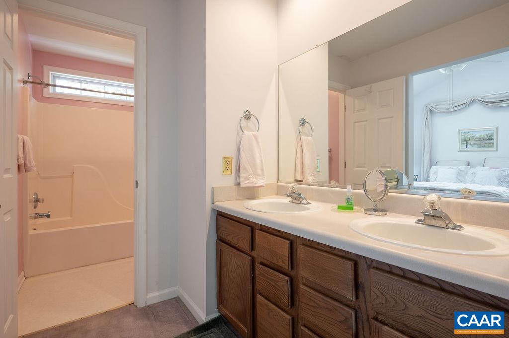 1335 Wimbledon Way Charlottesville, VA 22901 - Photo 17 of 24
