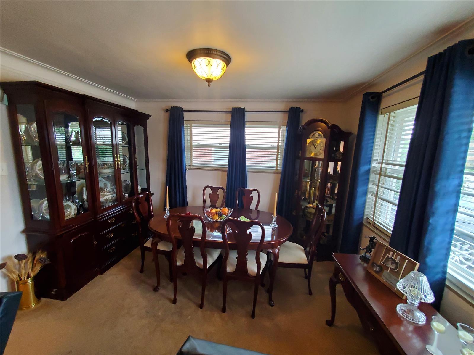 8133 Morgan Ford Road St. Louis, MO 63123 - Photo 5 of 21 Gallery Image 5
