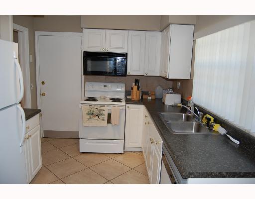 349 Southwest 12th Avenue Boca Raton, FL 33486 - Photo 8 of 12 Additional Photo