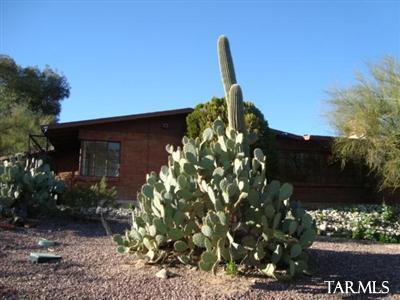 740 West Las Lomitas Road Tucson, AZ 85704 - Photo 1 of 21