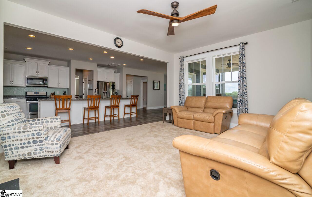 116 Rosecrest Lane Simpsonville, SC 29680 - Photo 14 of 31 Gallery Image 14