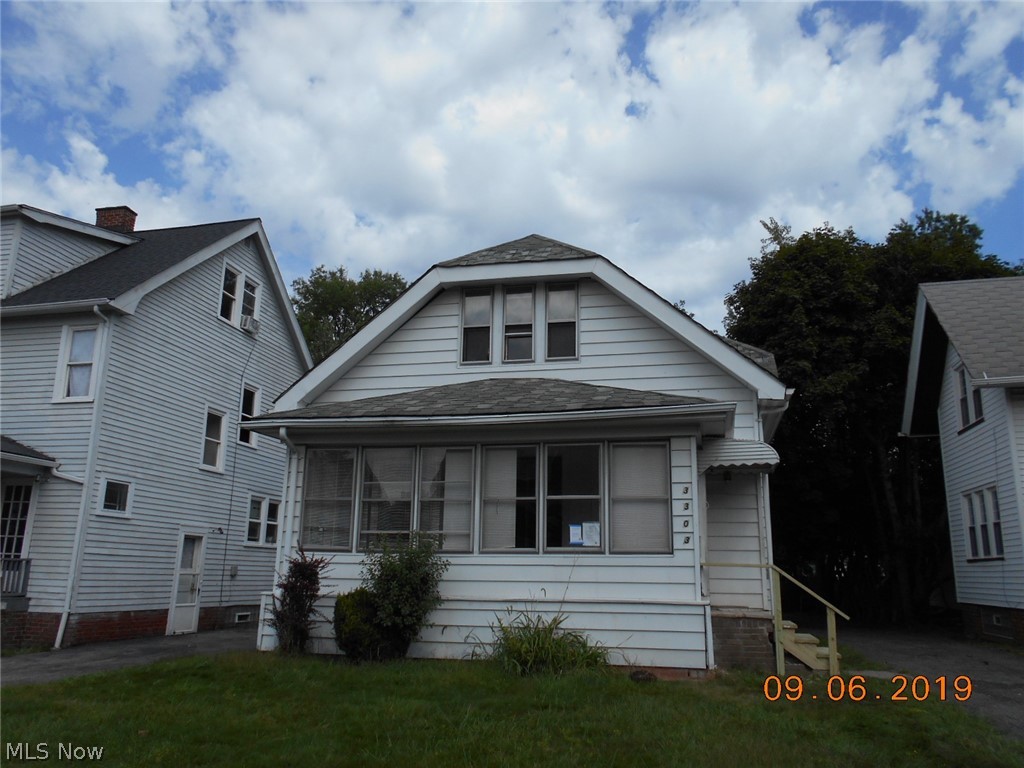 3303 Altamont Road Cleveland, OH 44118 - Photo 1 of 12
