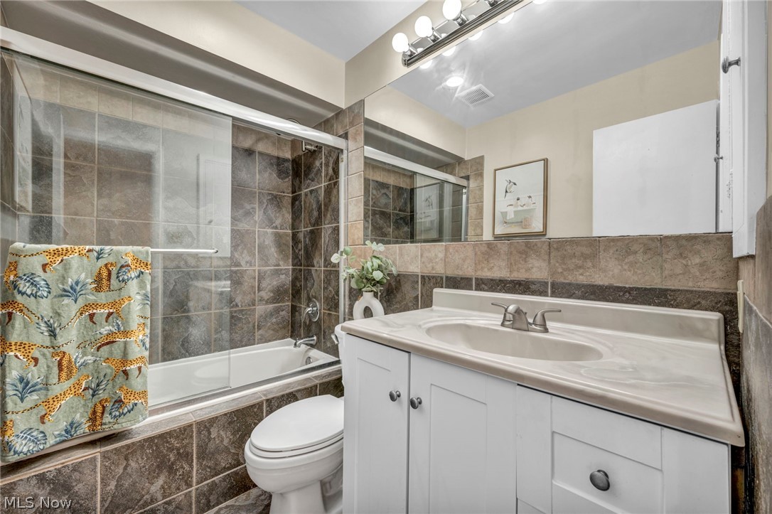 1729 Bellingham Road Mayfield Heights, OH 44124 - Photo 29 of 43 Gallery Image 29
