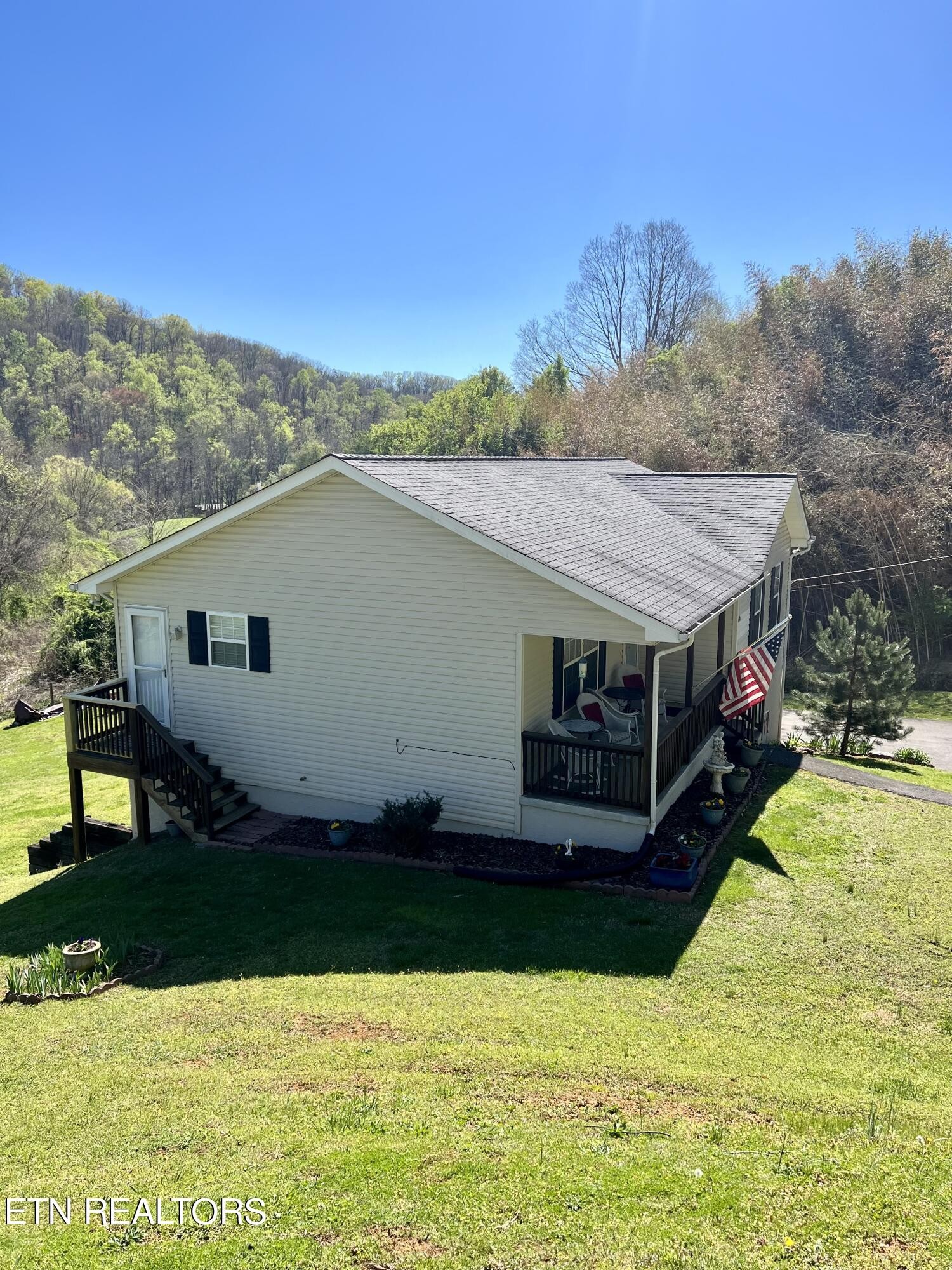 1540 Brown Road Knoxville, TN 37920 - Photo 3 of 26 Gallery Image 3