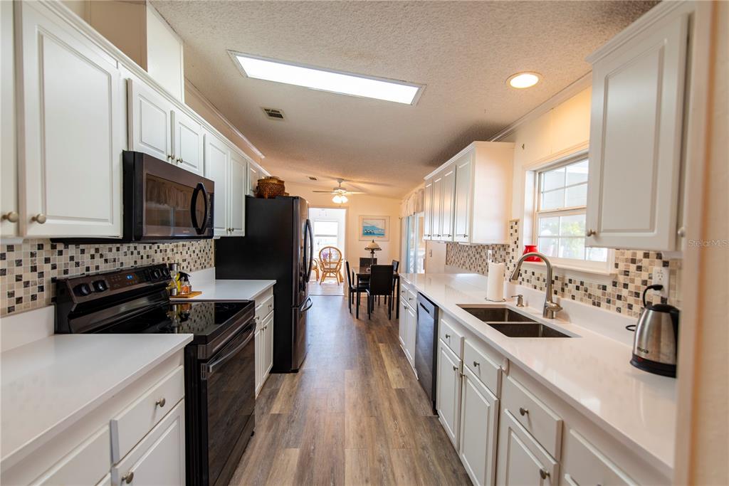 15 Rotterdam Punta Gorda, FL 33950 - Photo 3 of 28